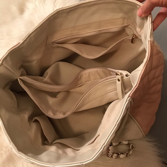 Tufted Tri-Color Purse 👜 - Picture 5 of 8